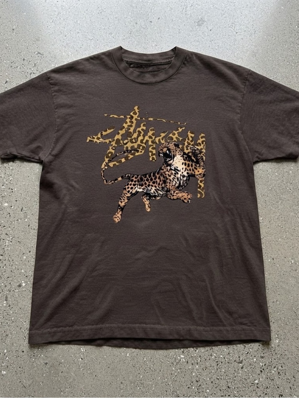 Leopard Graphic Art Animal Print Cotton Tee Gildan T-Shirt